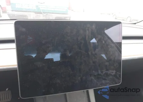 2021 Tesla Model 3 Long Range Dual Motor All-Wheel Drive z USA, uszkodzony, nr VIN 5YJ3E1EB1MF009893